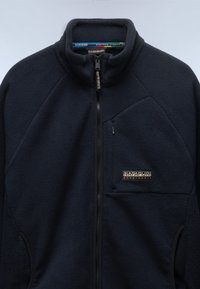 Thumbnail Image 8