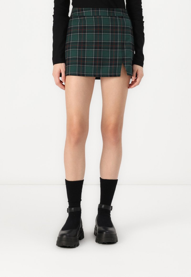 Hollister Co. A-Line Mini Skort - Rövidnadrágok - green