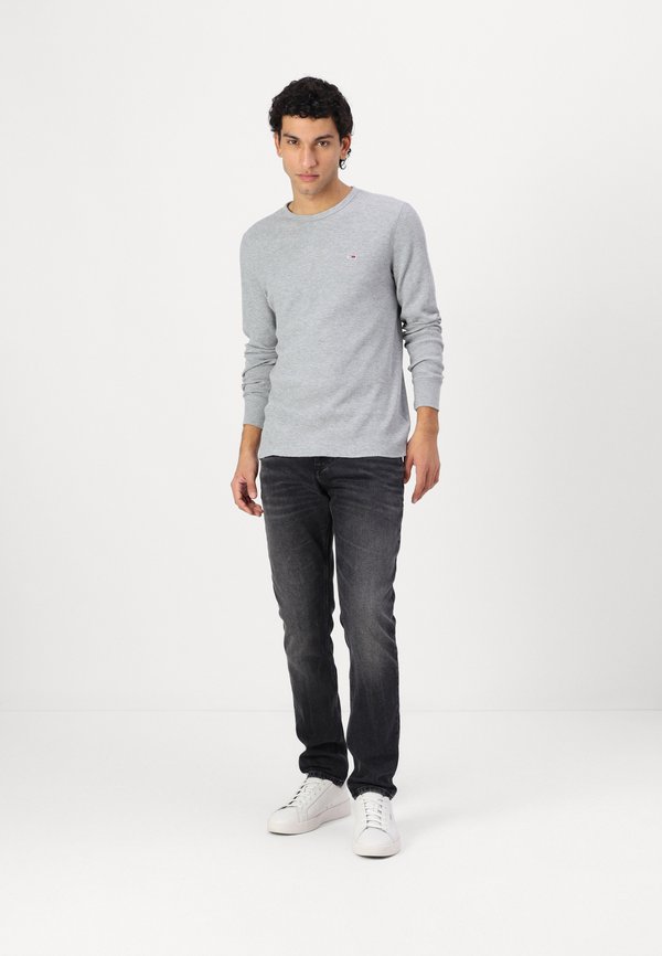 SLIM TEE - Long sleeved top2