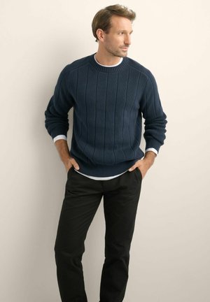 OCHNIK, - Sweter