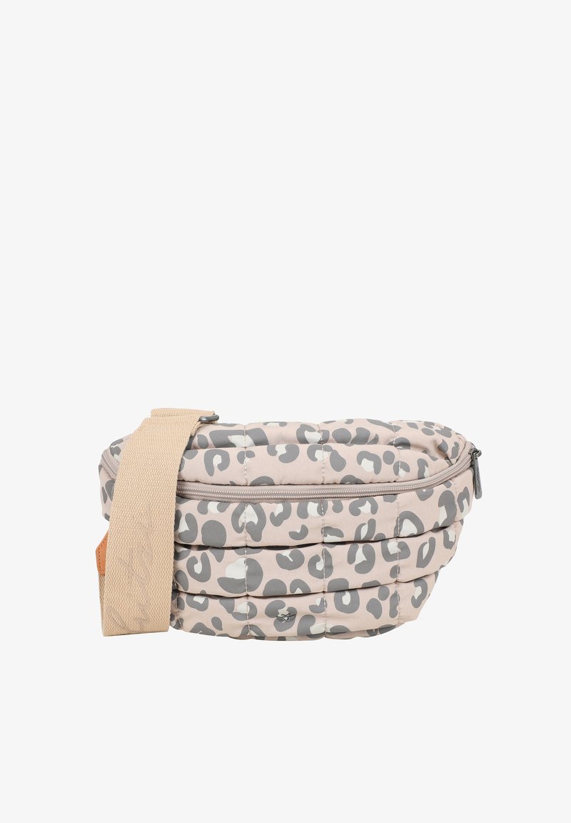 Marsupio trapuntato rosa chiaro con stampa leopardata grigia, dotato di chiusura a zip e tracolla in canvas regolabile. Dettagli in pelle.