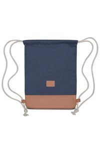 Batoh se stahovací šňůrkou z tmavě modré látky s hnědým koženým spodním panelem. Má béžové šňůrky a malou nášivku s logem.