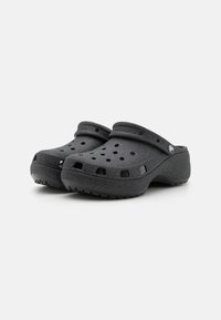 Crocs CLASSIC PLATFORM GLITTER - Badesandaler - black