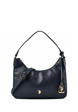 Borsa a tracolla in pelle nera con tracolla regolabile, logo dorato con cavaliere al centro e ciondolo dorato appeso alla tracolla laterale.
