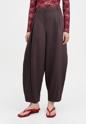 Cras, PANTS - Панталони - brown