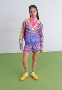 adidas Originals GAZELLE BOLD - Joggesko - spark/lucid pink/spark