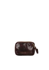 Borsetta in pelle marrone, forma rettangolare, texture lucida, chiusura con zip, tracolla, e dettagli di cucitura a contrasto sul retro.