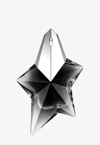 Botella de perfume de vidrio en forma de estrella con un degradado claro y ahumado, con facetas afiladas y un pulverizador plateado.