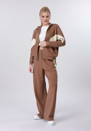 Even&Odd Trenirka - brown/beige