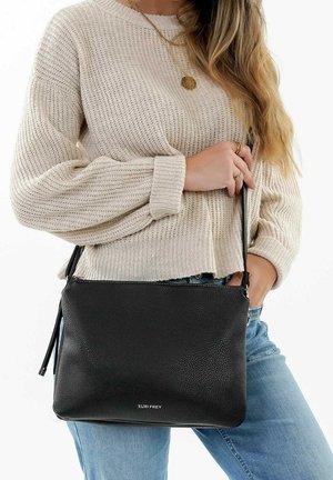 SURI FREY, Sac bandoulière - black