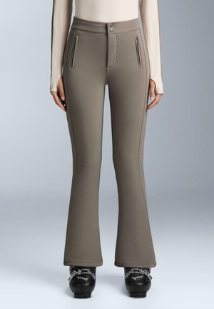 WATER-RESISTANT STRETCH FLARE  - Smučarske hlače - brown