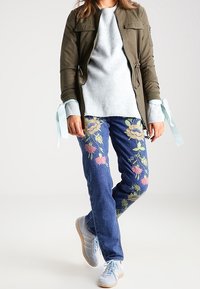 ONLY Chaquetas bomber - khaki