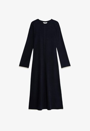 Vestido de manga larga azul marino con un corte relajado, cuello redondo y detalles en color crema en los puños, confeccionado en una tela suave y texturada.