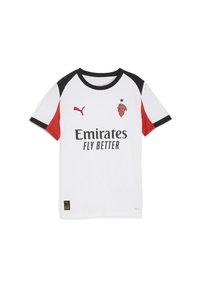 Maglietta da calcio bianca a maniche corte con accenti rossi e neri. Presenta il logo "Emirates Fly Better" e un logo Puma. Realizzata in materiale traspirante.