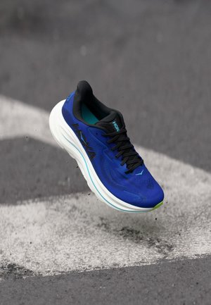 HOKA CLIFTON 10 - Sapatos para corrida em estrada - night sky/midnight blue
