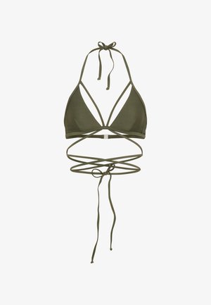 Haut de bikini triangulaire vert olive avec fines bretelles. Comprend un col halter ajustable et un design croisé avec des liens noués à la taille.