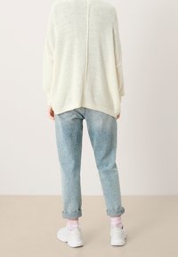 QS Kofta - off-white