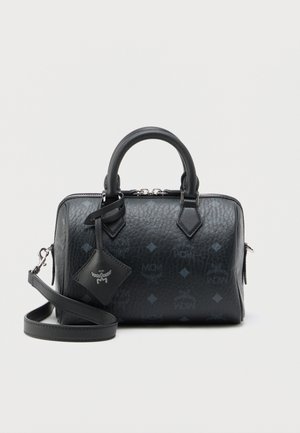 ELLA BOSTON - Rokassoma - black