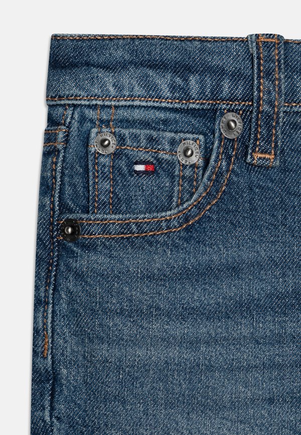 SKATER RELAXED FIT - Relaxed fit jeans2