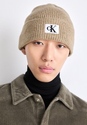 SEASONAL PATCH BEANIE UNISEX - Berretto - travertine