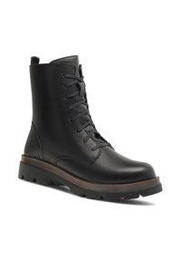 Botină din piele neagră până la gleznă, cu vârf rotund, șireturi în față, talpă rezistentă și accente maronii pe talpa intermediară.