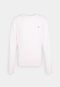 Ljusrosa långärmad tröja med rund hals i mjukt tyg. Har en liten logga på vänstra bröstet samt muddade ärmslut och fåll.