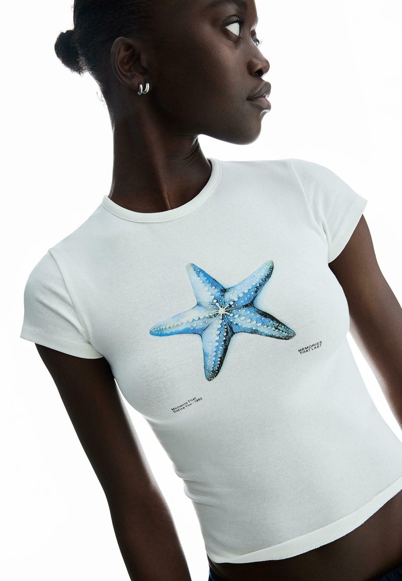 Bershka SHORT SLEEVE - Tričko s potlačou - white