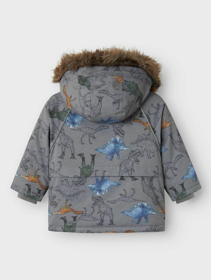 Grijze jas met een met bont gevoerde capuchon, versierd met kleurrijke dinosaurusschilderingen. Het ontwerp bevat verschillende dinosaurussen in tinten blauw, groen en oranje.