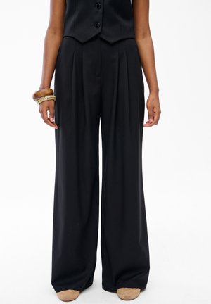 blue shadow MARIETTA czarny