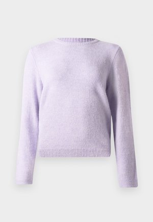 Pull léger violet, encolure ronde, manches longues, bord-côtes au col et à l'ourlet, texture douce, design ajusté, sans motifs ni ornements.