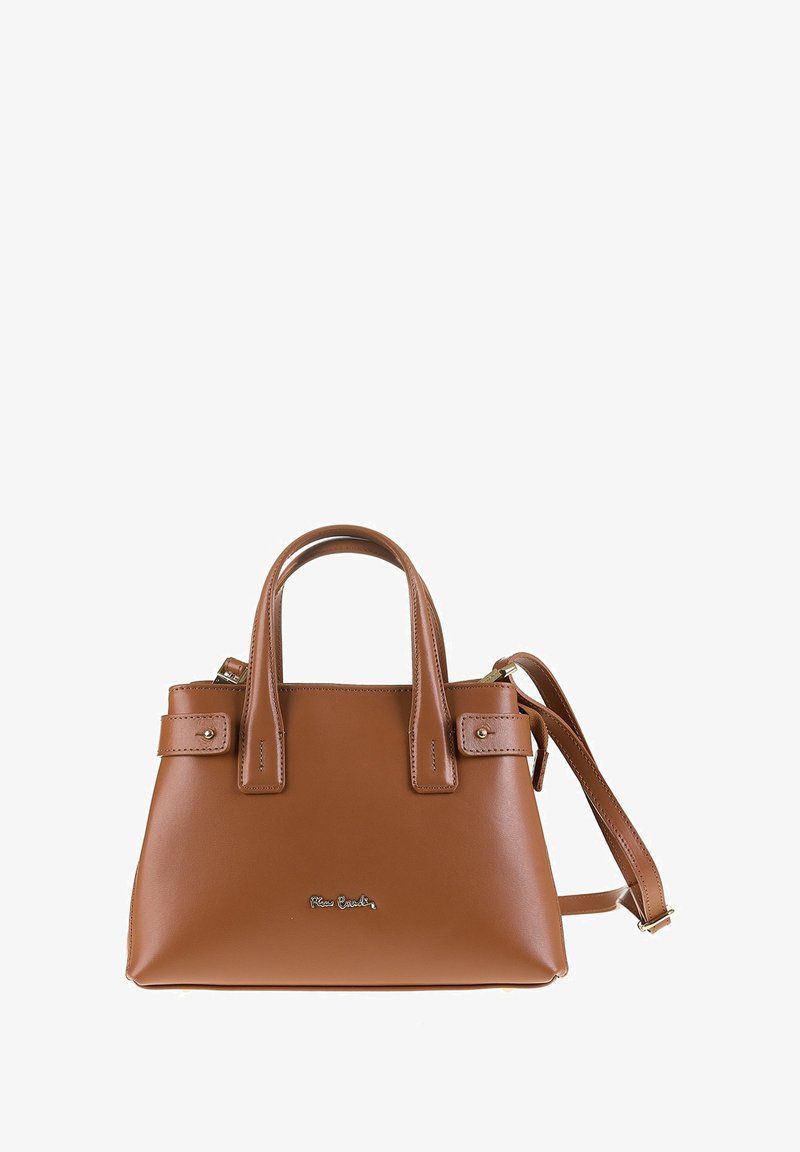 Bruine leren handtas met dubbele handvatten, verstelbare schouderriem, gestikte accenten en logo-detail aan de voorkant.