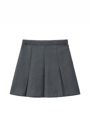 Gray pleated skirt made of textured fabric, featuring a fitted waistband and a flared shape, suitable for casual or formal settings.
