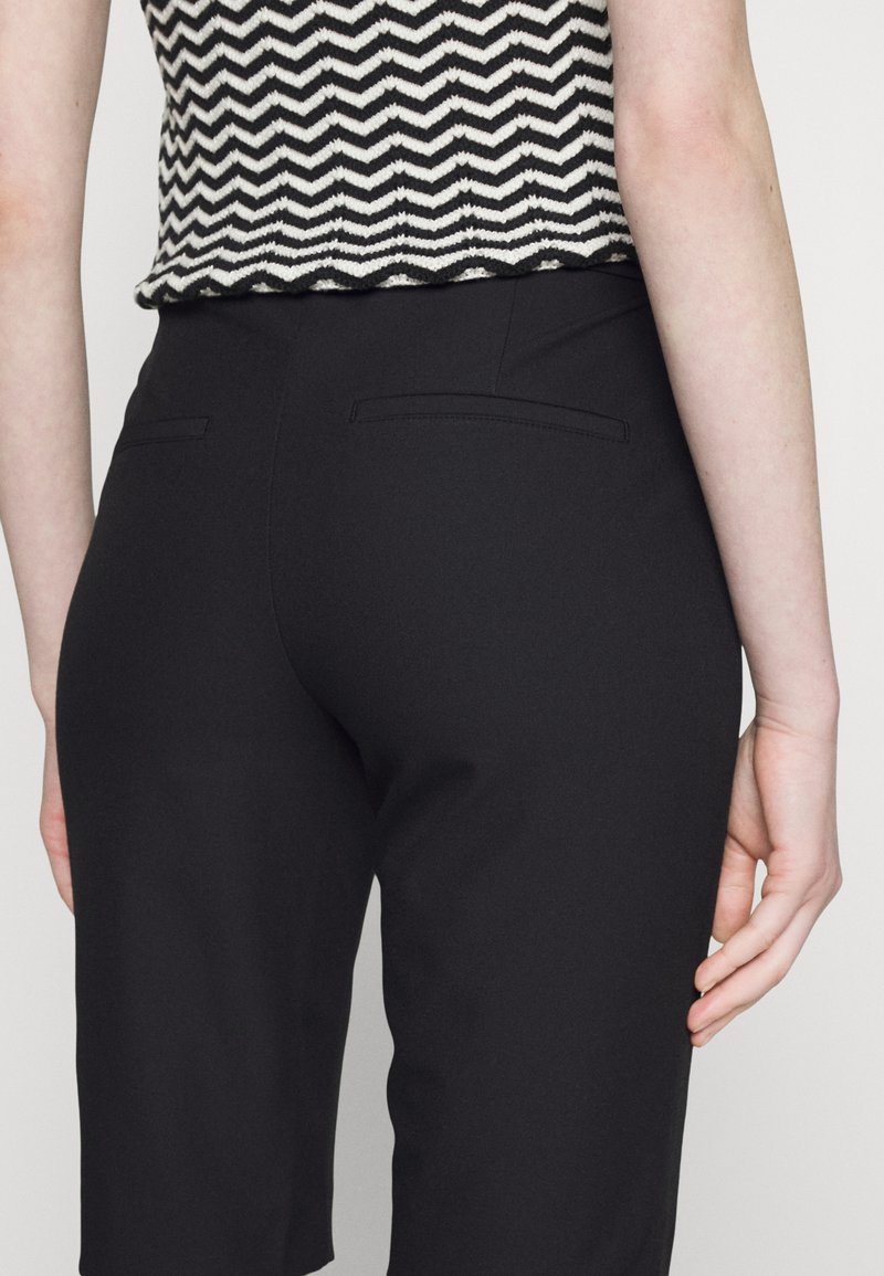 Damen Kleider | Selected Femme SLFJOYCE Shorts black/schwarz - AP91172 Damen Kleider | Selected Femme SLFJOYCE Shorts black/schwarz - AP91172