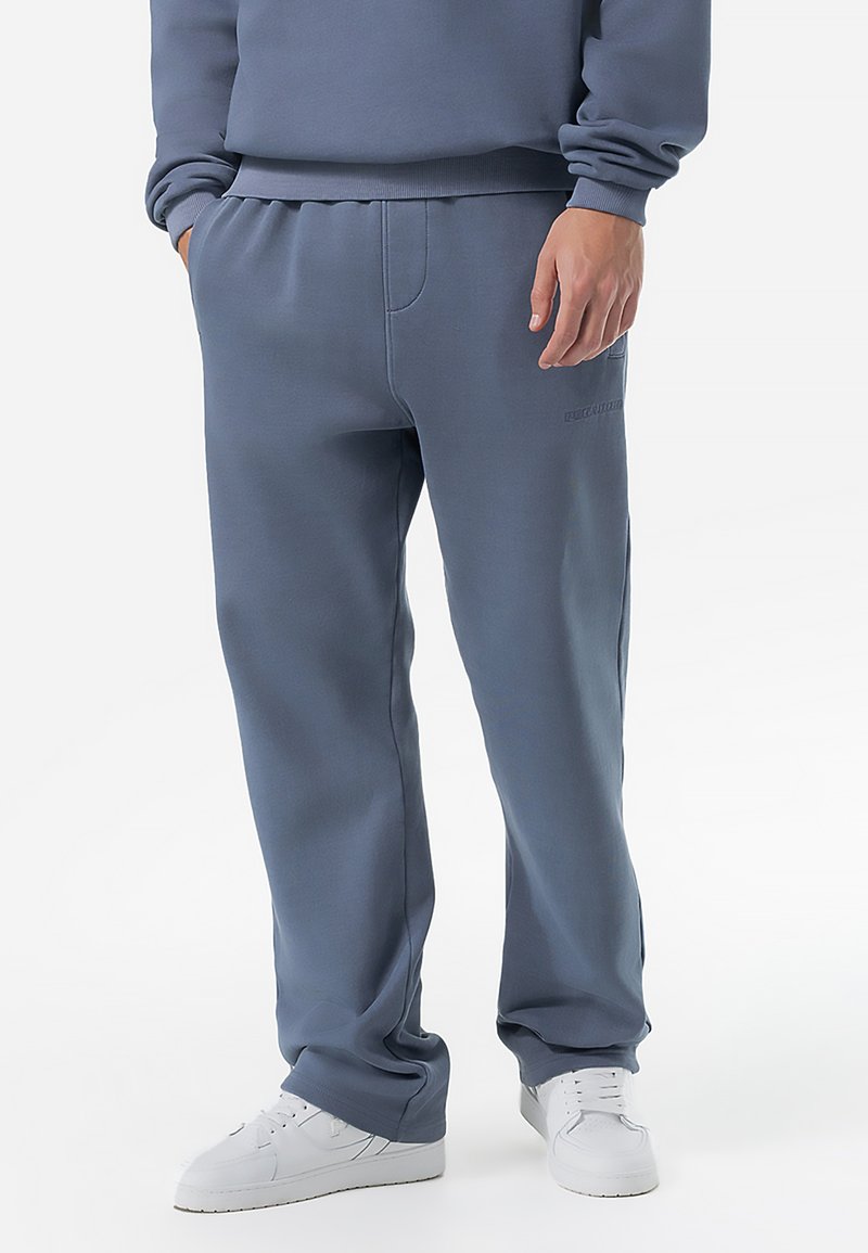 Pegador LOGO WIDE PANTS - Verryttelyhousut - vintage shadow blue