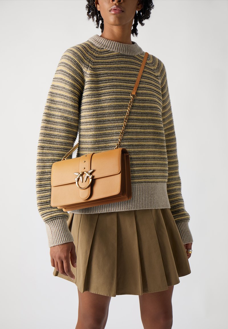 Pinko - LOVE ONE CLASSIC - Cross body bag - nougat/antique gold-coloured, Enlarge