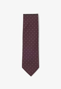 Selezionato, red ten