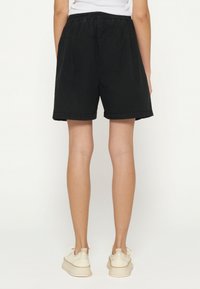 10DAYS PROUD BERMUDA - Shorts - black