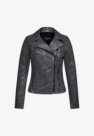 Giacca biker in pelle grigia con colletto a punta, zip frontale asimmetrica e due tasche laterali con zip. Texture liscia e design aderente.