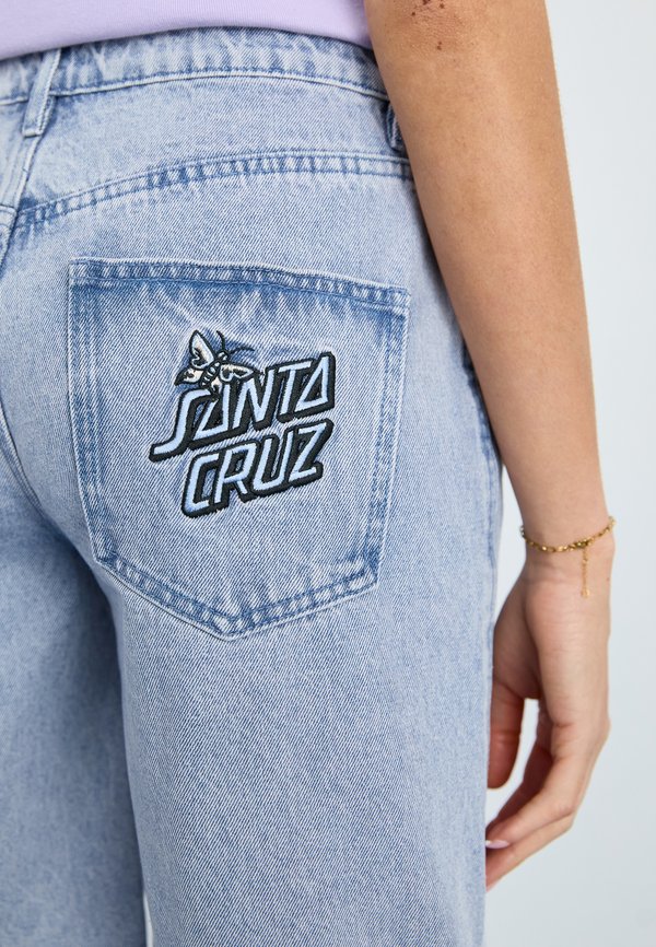 FLUTTER FLASH - Denim shorts - lavender stone wash2