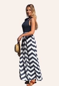 Cupshe WITH RACERBACK DETAIL - Vestito lungo - dark blue