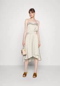 Bruuns Bazaar RAISELLABBLARISA TOP - Top - sandstorm
