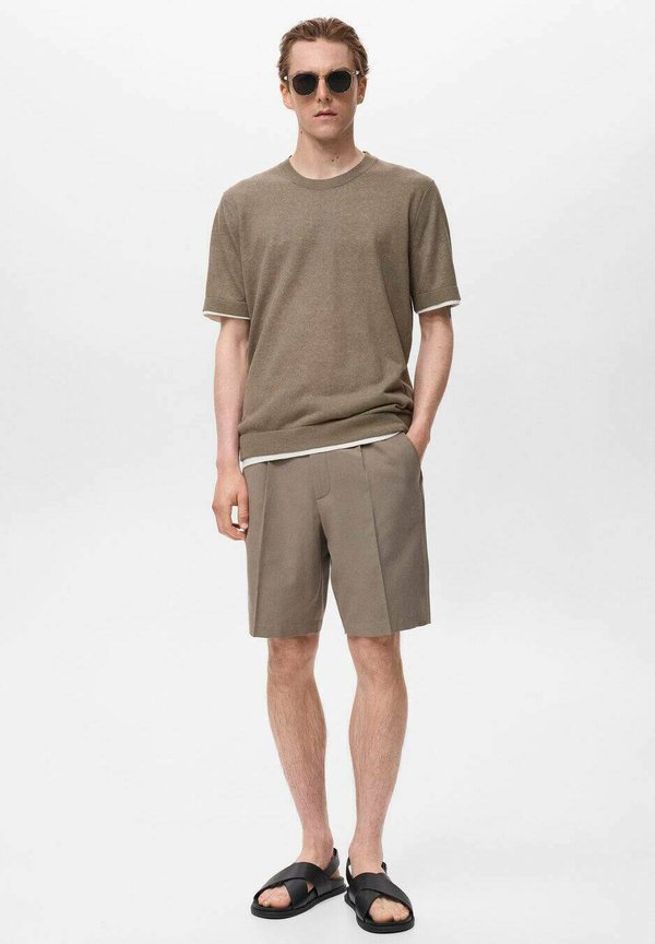 Basic T-shirt - donkergroen2