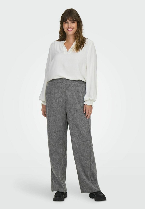 CARMETTA - Blouse - cloud dancer2