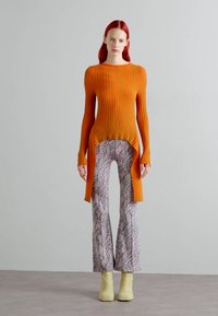 ECKHAUS LATTA FLUTED  - Πουλόβερ - blood orange