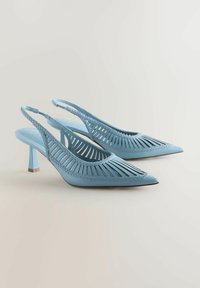 Thumbnail Image 2