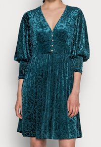 Love Copenhagen Cocktailklänning - mottled teal