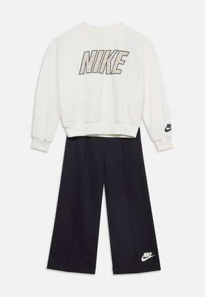 Nike Sportswear, WIDE LEG PANT SET - Анцуг - black