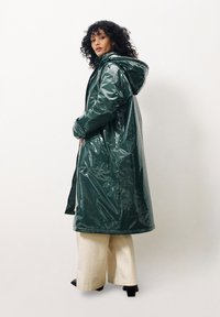 FRNCH MATHELINE - Parka - vert foret