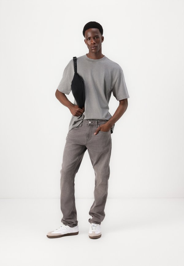 Boxy Heavyweight Washed Crew T-Shirt - Basic T-shirt - smoked pearl wash2