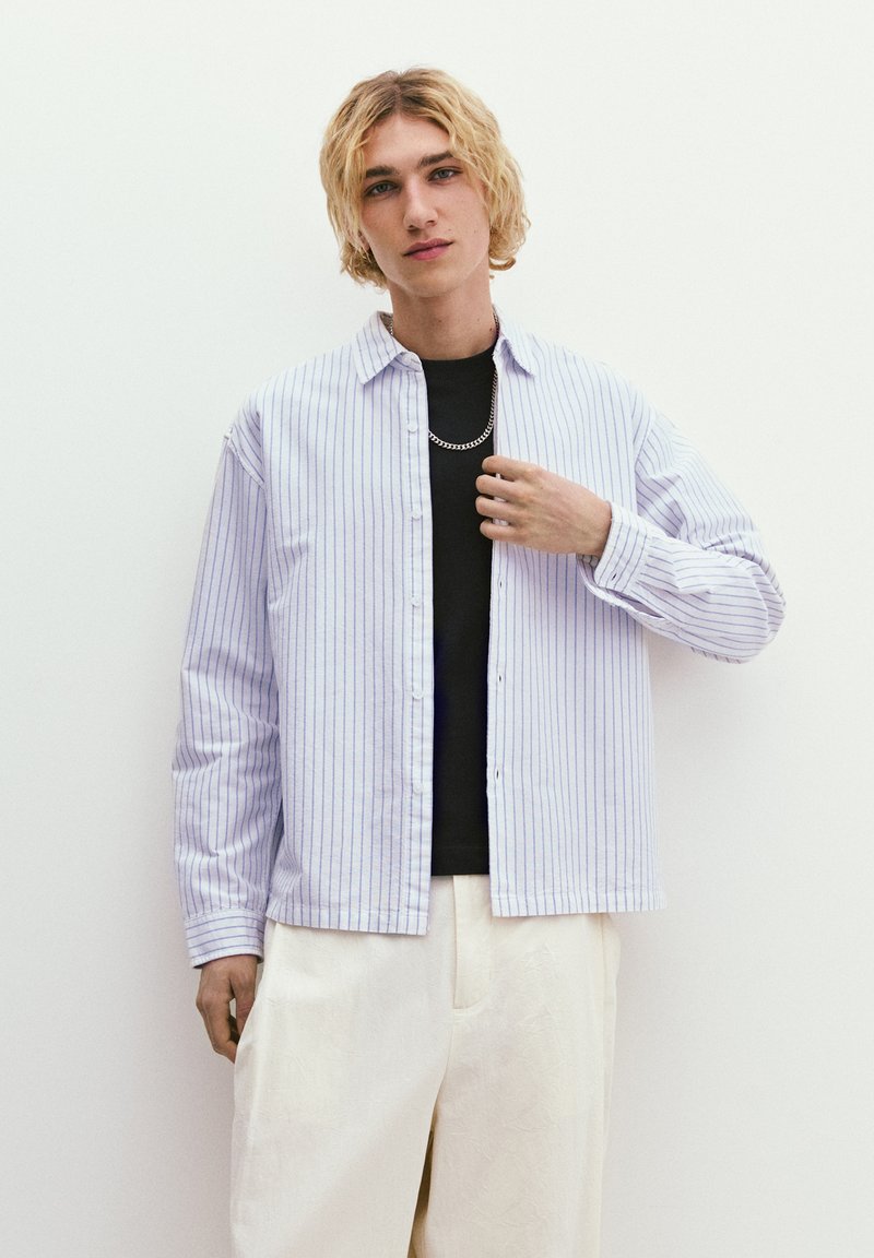 PULL&BEAR STRIPED - Camicia - white